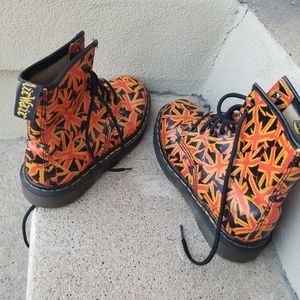 Union Jack Dr. Martens. Vintage 90s . UK SIZE 5